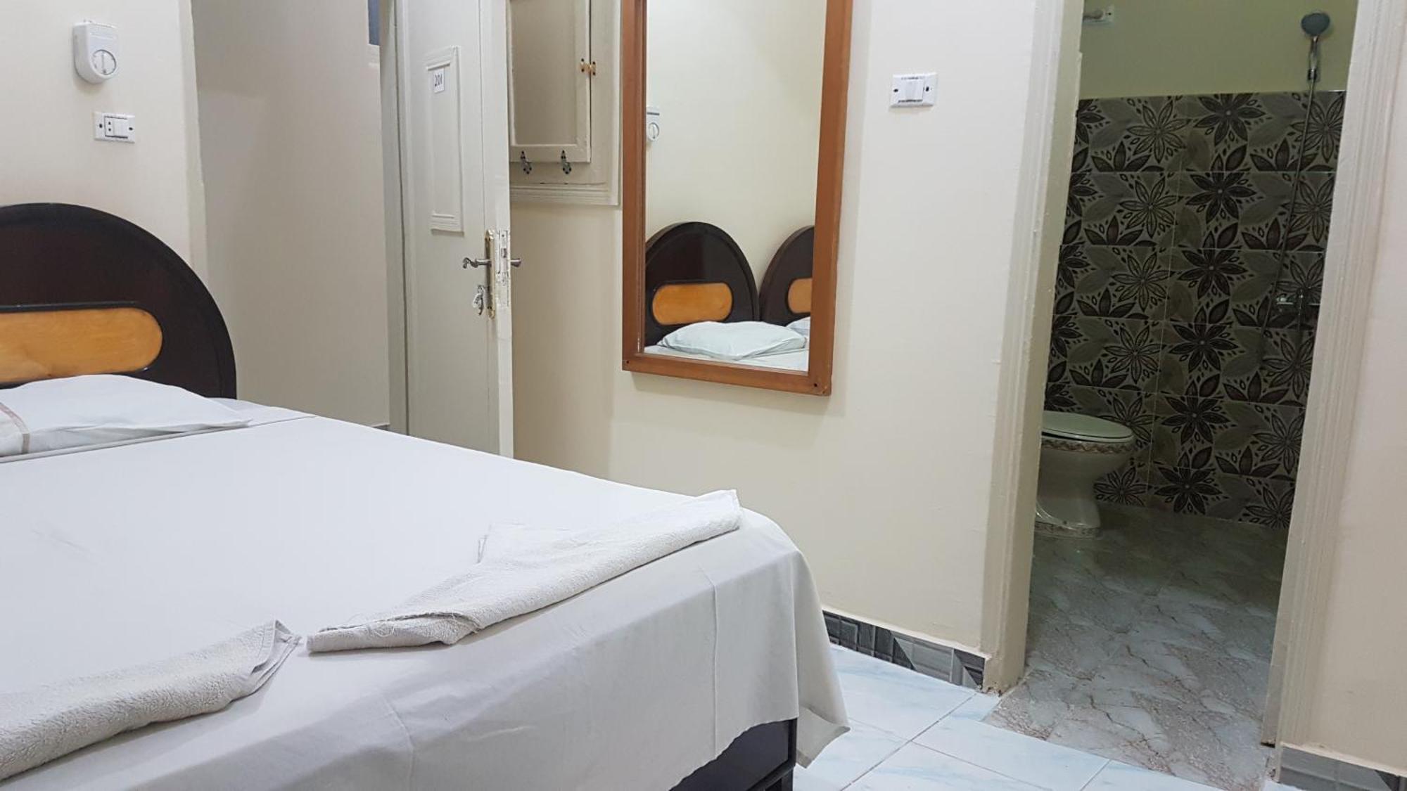 Hotel Bob Marley Peace Louxor